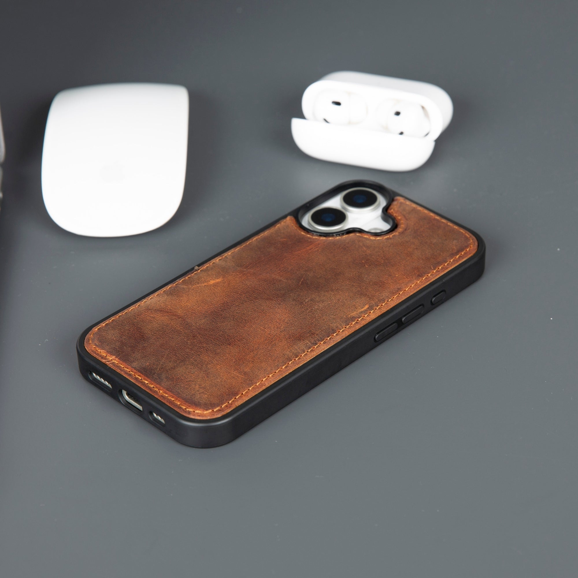 Casper iPhone 17 Leather Wallet Case – MagSafe Compatible
